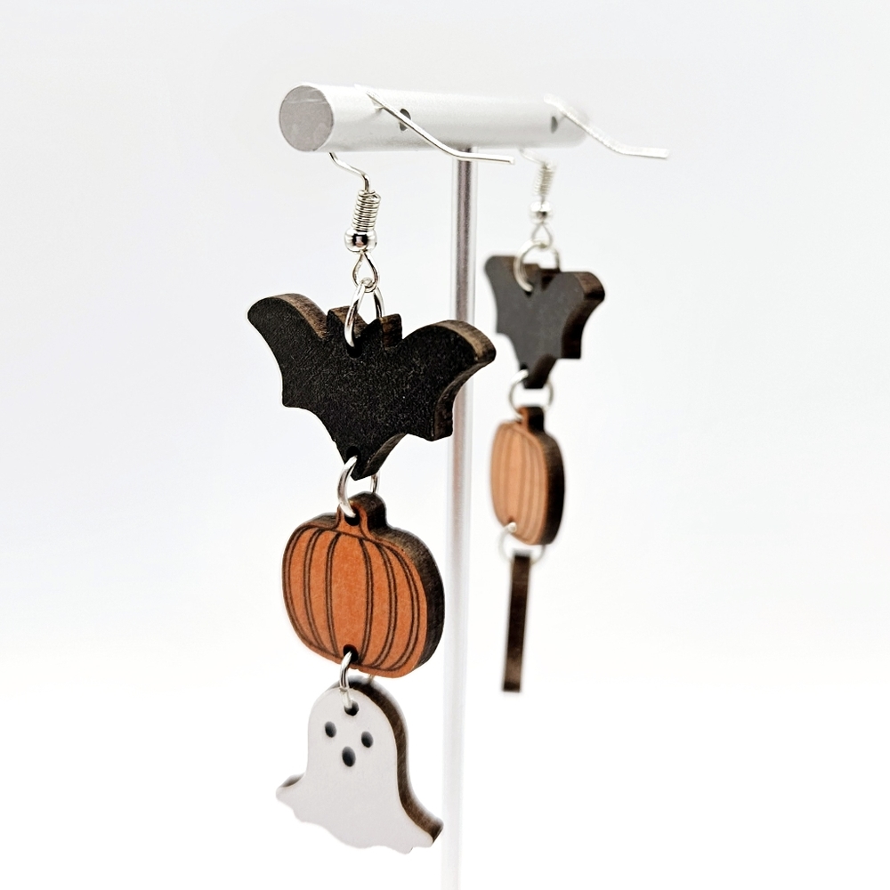 Halloween Earrings Bat Pumpkin Ghost Lightweight New - Picture 2 of 2